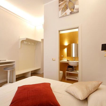 Breathe Liguria - Lucy 1 Bedroom And 1 Apartment In A Newly Renovated Nineteenth-Century Building In The Historic Center Near The Sea ลาสเปเซีย ภายนอก รูปภาพ
