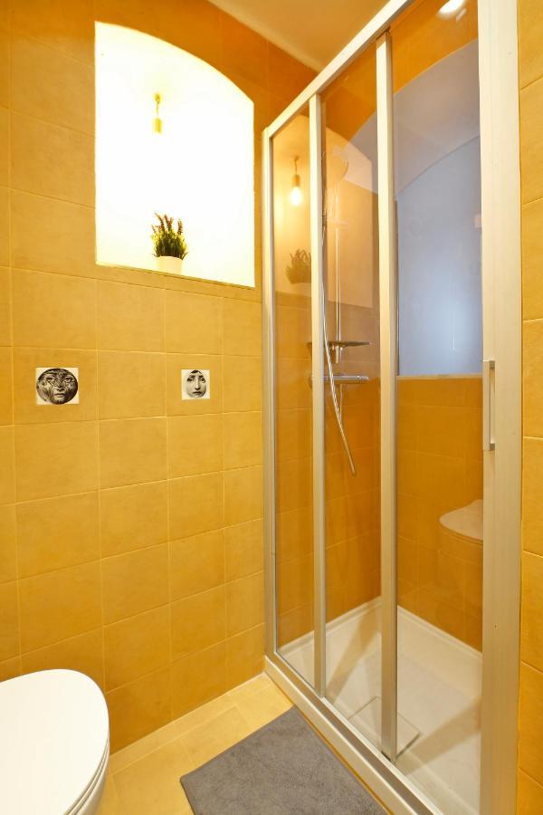 Breathe Liguria - Lucy 1 Bedroom And 1 Apartment In A Newly Renovated Nineteenth-Century Building In The Historic Center Near The Sea ลาสเปเซีย ภายนอก รูปภาพ